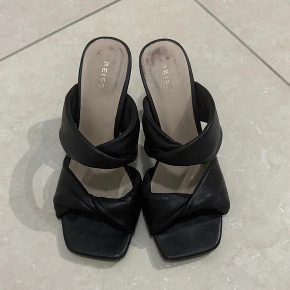 Reiss Black Eliza Sandal - Picture 2 of 10